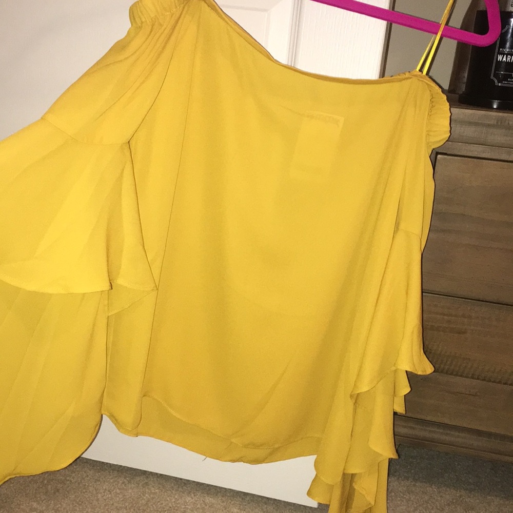 Mustard blouse